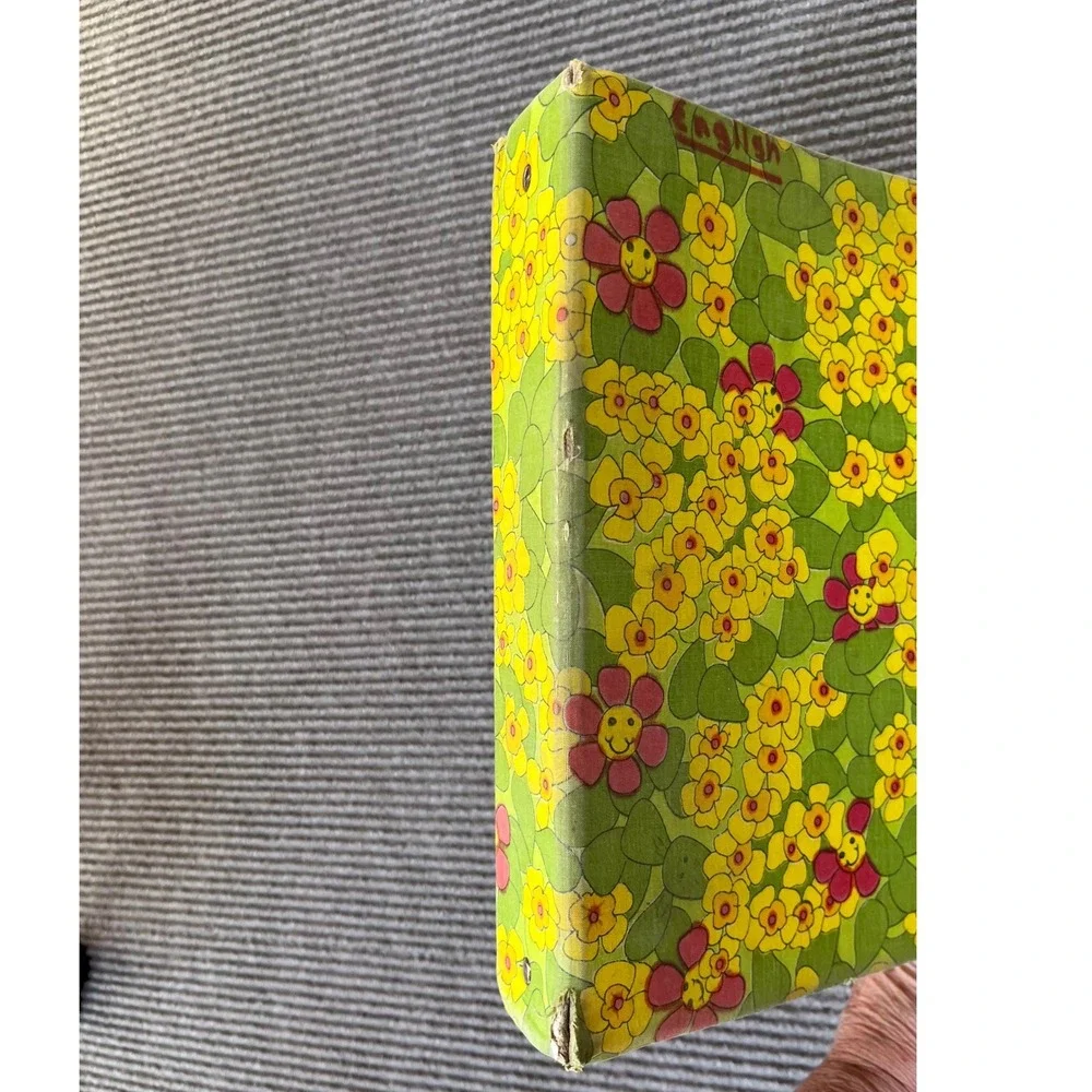 Vintage 70s Groovy Psychedelic Floral 3 Ring Binder Green Pink Yellow